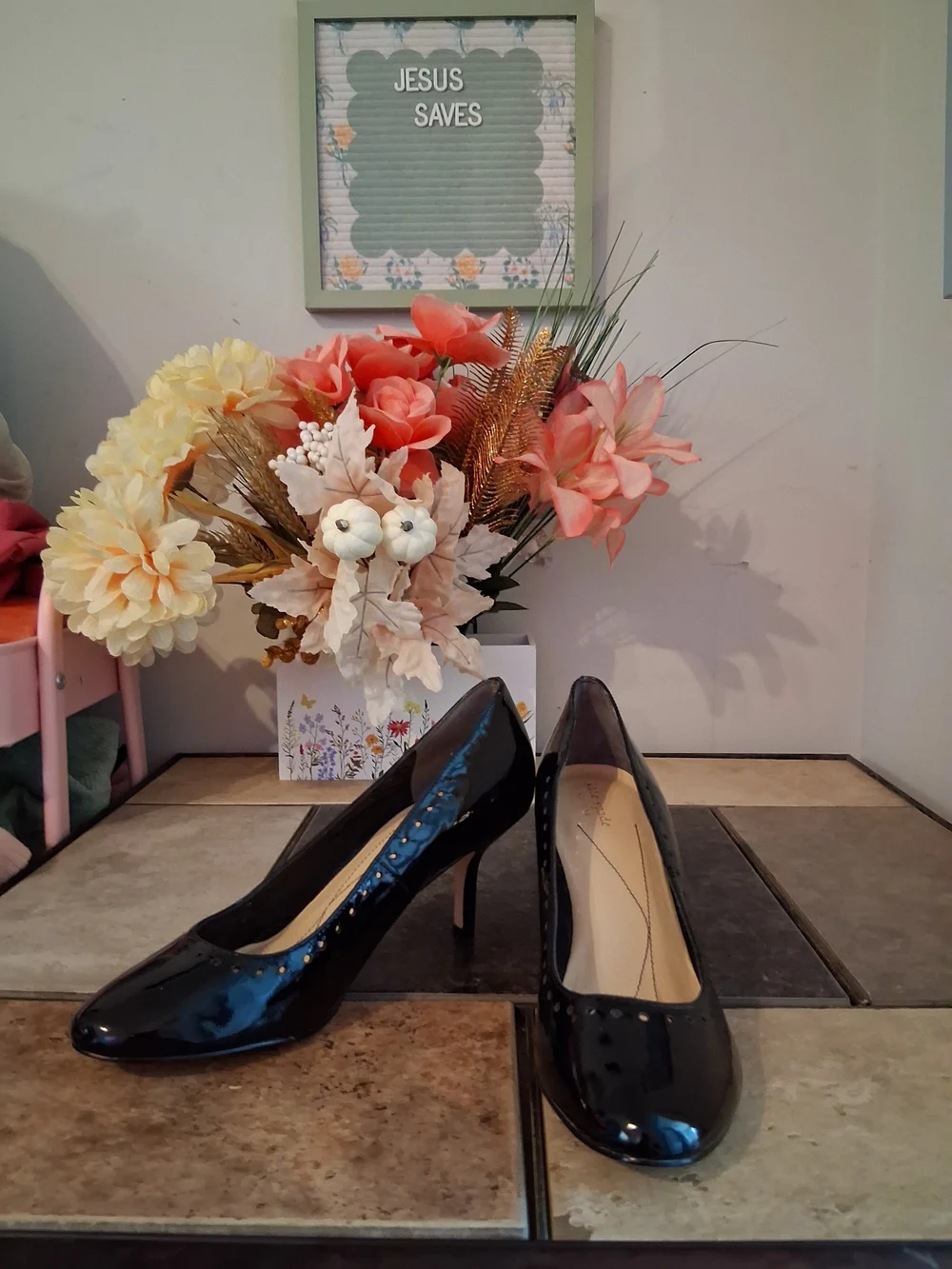 kate spade Black Patent Leather Pumps